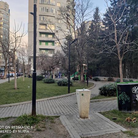 City Center Apartment -Between Herous Square And Holiday Inn Tbilisi Exterior photo