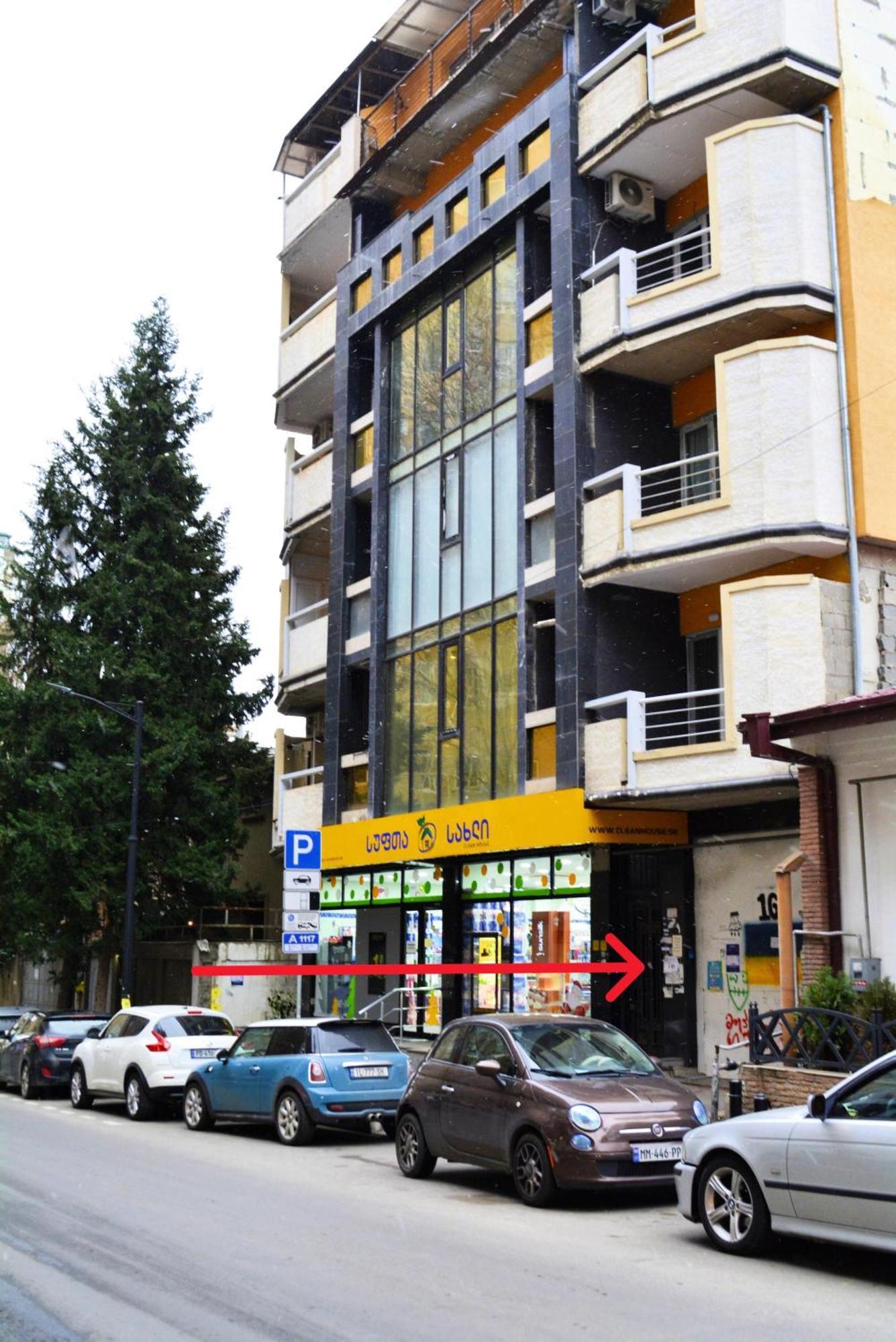 City Center Apartment -Between Herous Square And Holiday Inn Tbilisi Exterior photo